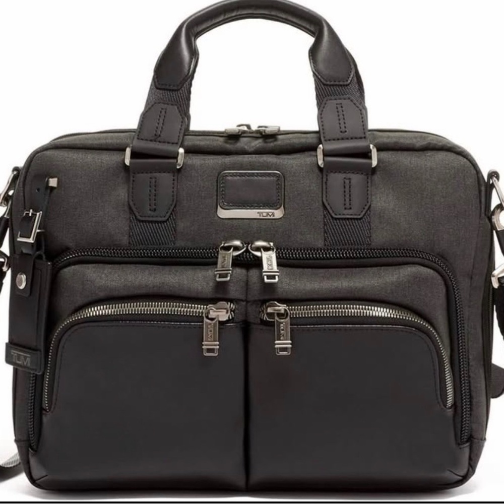 SOLD TUMI Alpha Bravo Albany Slim Commuter Brief Graphite – Excellent Condition